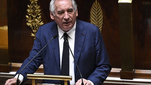 Crise política em França ameaça estabilidade da zona euro