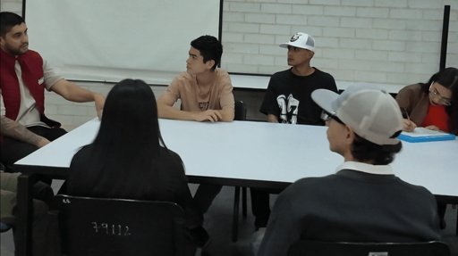 Programa 'Parceros' en Medellín capacita a jóvenes vulnerables para facilitar su inserción laboral