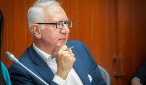 La reforma a la salud enfrenta un debate crucial en la Comisión Séptima del Senado