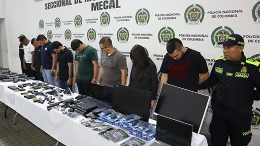 Desmantelan en Cali red de tráfico de armas que operaba bajo la fachada de una oficina jurídica