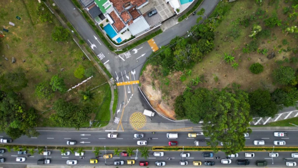 Implementan glorieta virtual en Las Palmas para mejorar la movilidad en El Poblado