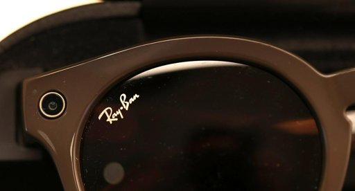 Meta Presenta Nuevas Gafas Inteligentes con Pantalla y Control por Gestos