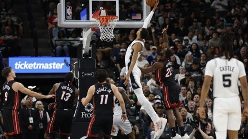Le Thunder d'Oklahoma City, champion en titre, poursuit son parcours sans faute
