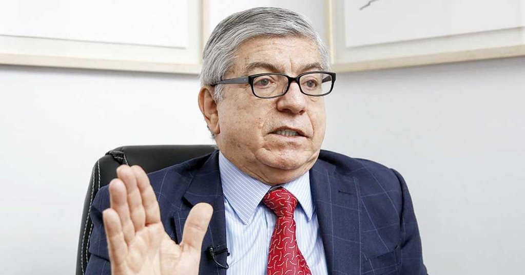 César Gaviria califica de fracaso la "Paz Total" y advierte sobre colapso en seguridad y salud