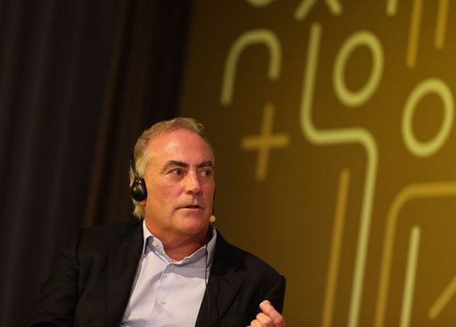 Venda do Novo Banco ao BPCE Afronta Obstáculos Contratuais com o Estado