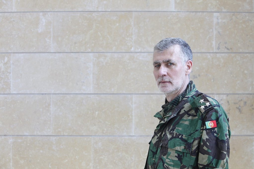 Cenário Presidencial Pode Incluir Múltiplos Candidatos Militares