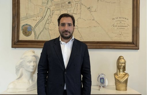 Vague de non-réélections : de nombreux maires expérimentés passent la main