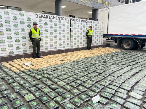 Incautan millonario cargamento de marihuana con destino a Medellín