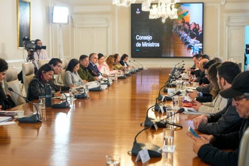 Presidente Petro reprende a ministros por falta de avances en reformas y proyectos clave