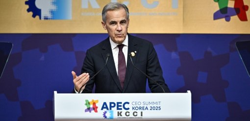 Guerre commerciale : l'UE prise en étau entre les États-Unis et la Chine