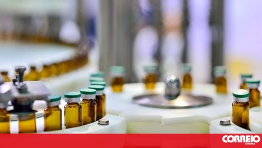 Guerra Comercial: Trump Impõe Novas Tarifas a Medicamentos, Camiões e Filmes