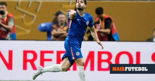 Pedro Neto antevê duelo com o Benfica na Champions: «É sempre um privilégio»