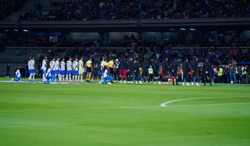 Muerte de Aficionado de Cruz Azul en CU Genera Debate sobre Seguridad en Estadios