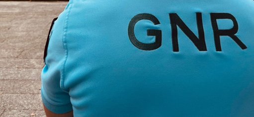 Idoso de 86 anos morre afogado em piscina em Loulé