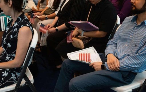 Gobierno de Trump endurece el examen de ciudadanía estadounidense