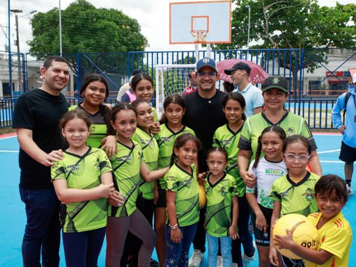 Montería entrega obras de pavimentación y un parque renovado en la Comuna 2