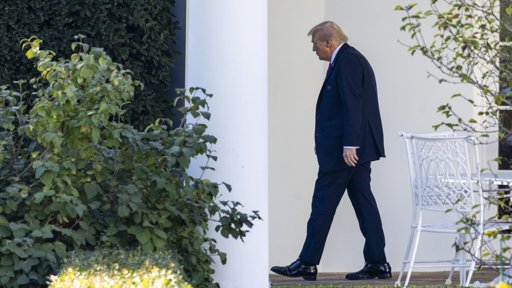 Política Tarifária de Trump Contestada no Supremo Tribunal