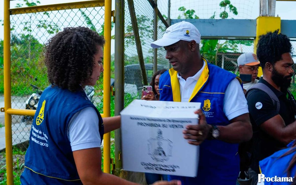 Gobierno departamental y nacional entregan ayudas humanitarias a 2.000 familias en Condoto, Chocó