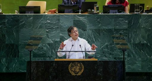 Petro anuncia que no buscará la reelección y que su mandato termina en 2026