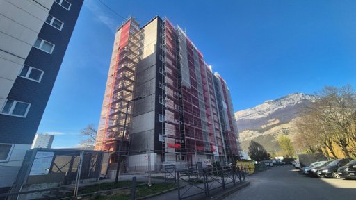 Une isolation en paille testée sur des HLM de grande hauteur à Pont-de-Claix