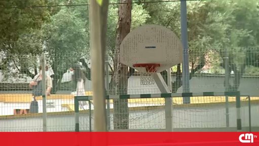 Aluno de 13 Anos Apanhado com Arma de Alarme em Escola de Almeirim