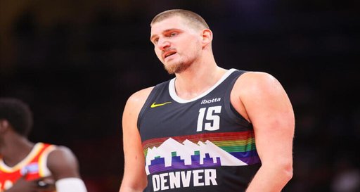 Nikola Jokic mène un retour spectaculaire des Nuggets face aux Hawks