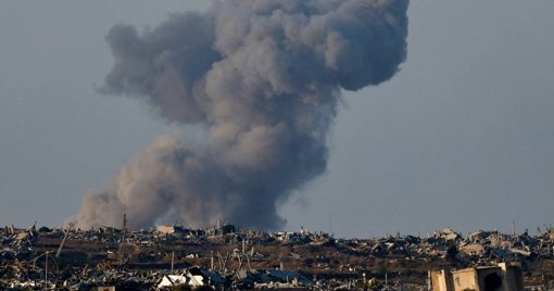 Ofensiva Israelita em Gaza Prossegue com Elevado Custo Humano e Apelos à Anexação