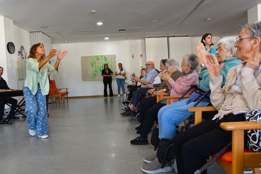 Valença leva música e alegria a seis instituições de idosos