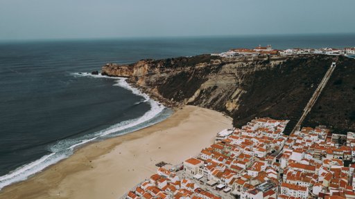 Descargas de esgotos na Nazaré levam mais de 100 pessoas ao hospital