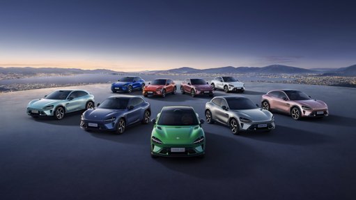 Xiaomi Confirma Chegada dos Seus Carros Elétricos à Europa em 2027