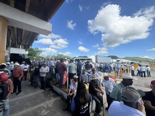 Productores Agrícolas Anuncian Paro Nacional por Crisis en el Campo
