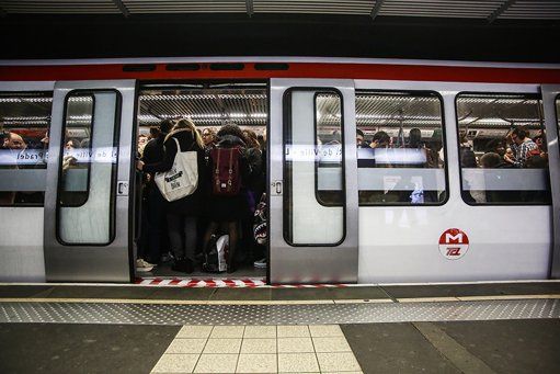 Paralysie du métro lyonnais suite à une panne électrique majeure