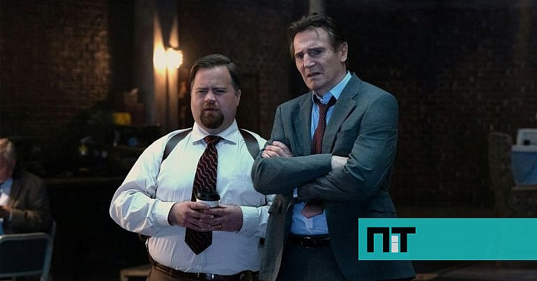 Liam Neeson e Pamela Anderson Protagonizam Reboot de "Aonde é que Pára a Polícia" em Meio a Rumores de Romance