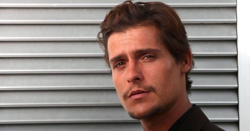 Ator Carloto Cotta Aguarda Veredicto em Julgamento por Crimes Graves