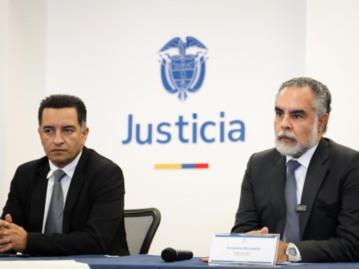 Gobierno prohíbe precursores químicos para la fabricación de fentanilo