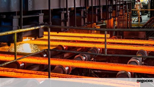 União Europeia Reforça Protecionismo no Setor Siderúrgico para Combater Crise