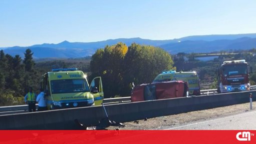 Despiste na A4 em Mirandela provoca uma vítima mortal e condiciona trânsito