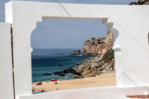 Praia da Nazaré reabre a banhos após terceira interdição do verão por poluição