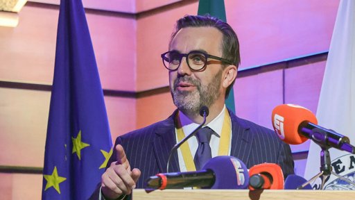 Ordem dos Médicos Cria Grupo de Trabalho para Combater a Falta de Clínicos no Interior