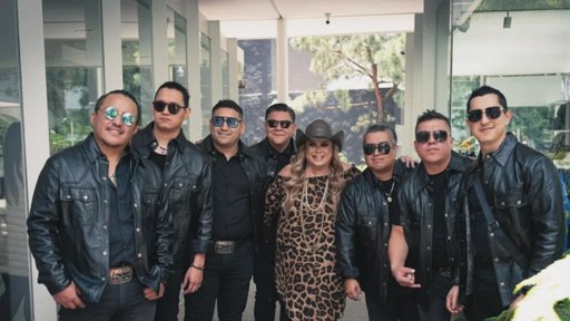 Rescatan 34 animales de centro de bienestar en Santa Catarina tras denuncias ciudadanas