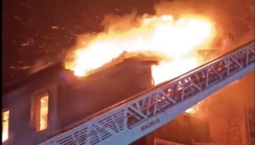 Bombeiros do Porto Resgatam Duas Crianças e um Idoso de Incêndio na Foz do Douro