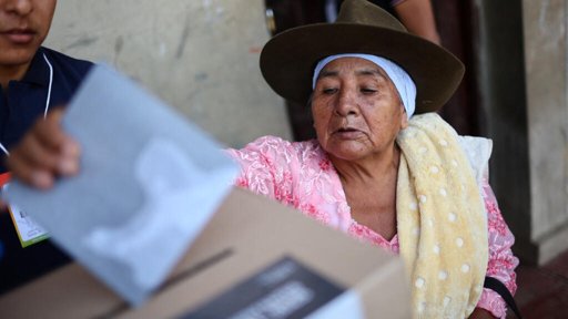 Giro a la Derecha en Bolivia: Fin del Ciclo del MAS tras 20 Años en el Poder