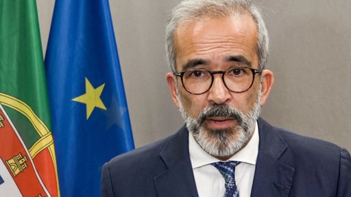 Europa recorda atentados de Paris de 2015 com apelos à unidade contra o terrorismo