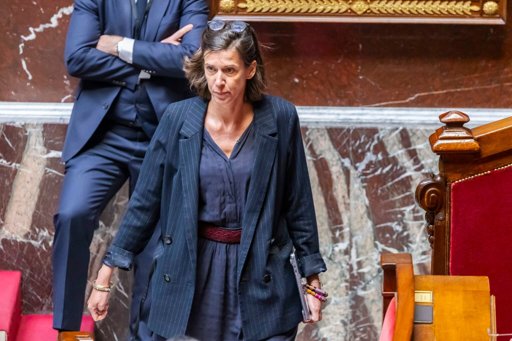 La suspension de la réforme des retraites votée en commission, un revers pour le gouvernement