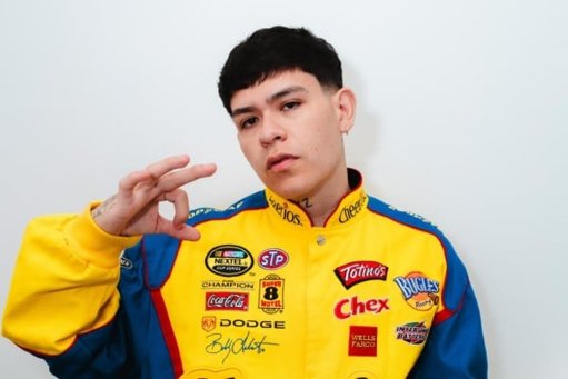 Junior H es vetado y multado en Zapopan por cantar narcocorridos