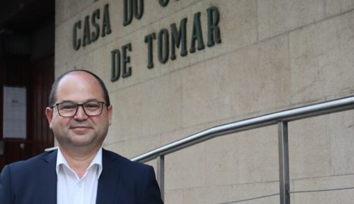 Debates e Iniciativas sobre o Futuro da Educação em Portugal