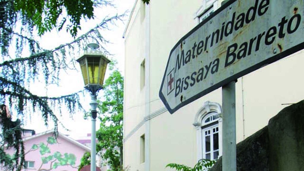Sobrecarga na Maternidade Bissaya Barreto devido a constrangimentos na rede regional