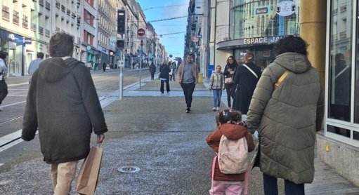 Festivités de Noël : gratuité des transports et ouverture dominicale des commerces