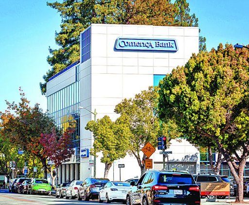 Fusiones Bancarias en EE.

UU.

Alcanzan su Ritmo Más Rápido en 30 Años