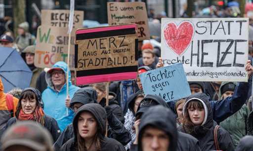 Les propos du chancelier Merz sur l'immigration créent la polémique en Allemagne